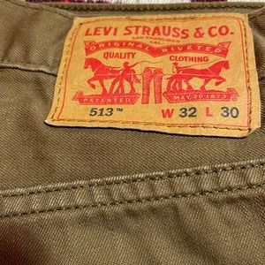 Levi’s khakis 513 waist 32 Length 30
